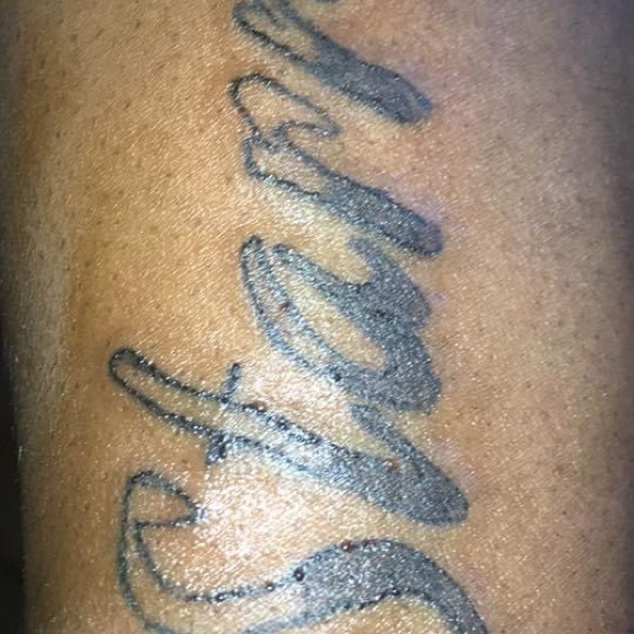 Tattoos - Picture 6 of 16